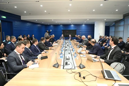 SOCAR-da neft sənayesi obyektlərində təhlükəsizliyin təşkilinə dair seminar keçirilib