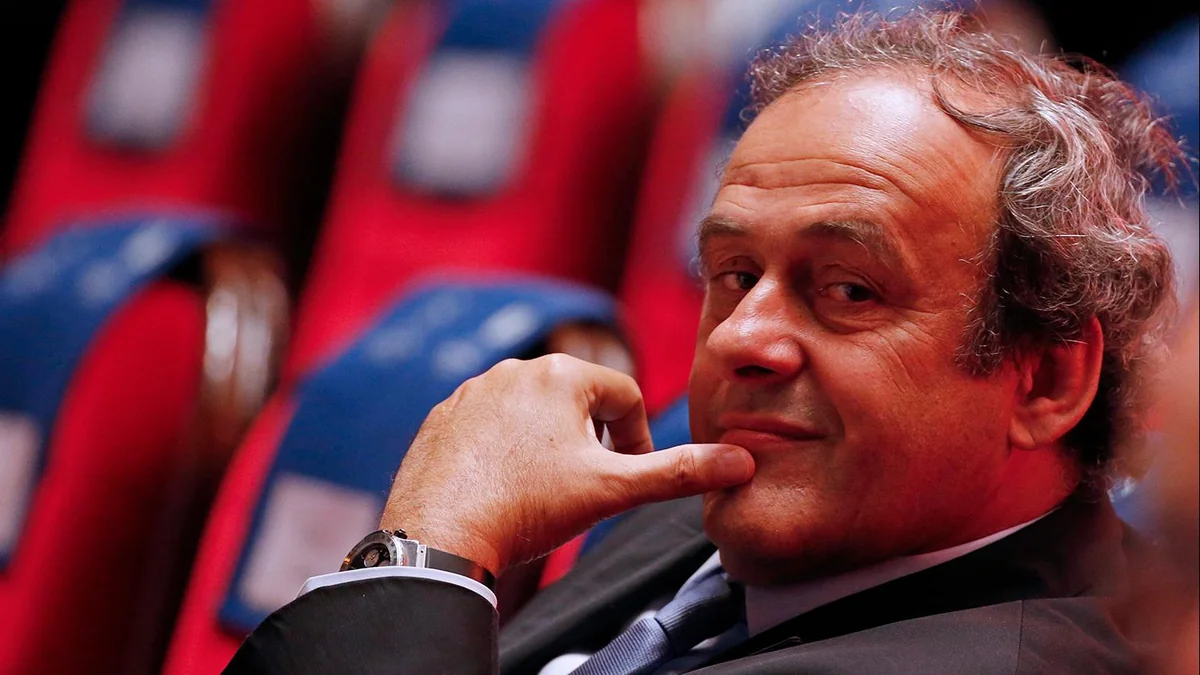 Platini Makronun dəvətini rədd edib