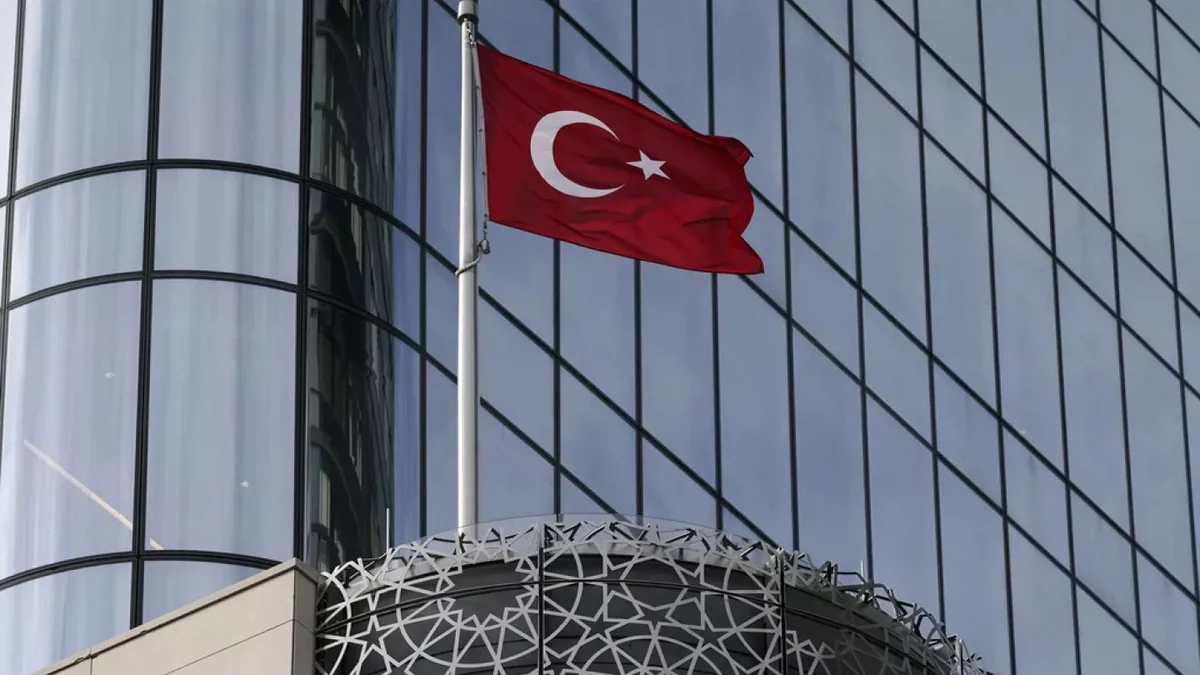 Media: Türkiye demands that Iran stop supplying weapons to PKK
