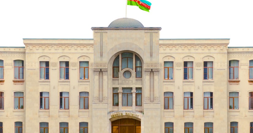 Səhiyyə Nazirliyi Aparatının işçilərinin sayı artırılıb