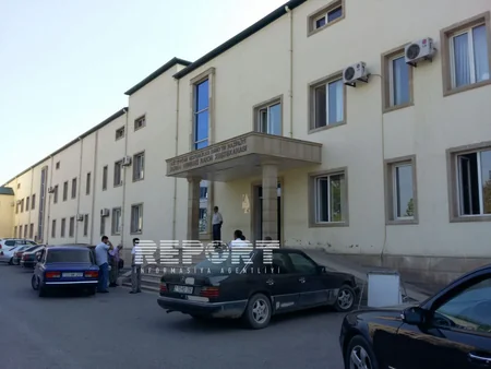 Bərdədə kütləvi davada 3 nəfər bıçaqlanıb - FOTO
