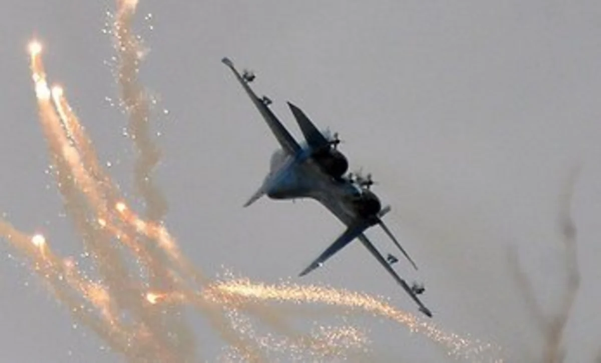 Минобороны: Российские самолеты в ночь на четверг совершили 22 боевых вылета
