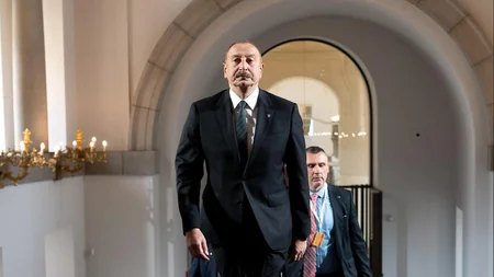 Prezident İlham Əliyev Praqada işçi nahar formatında keçirilən bağlanış plenar iclasında iştirak edib