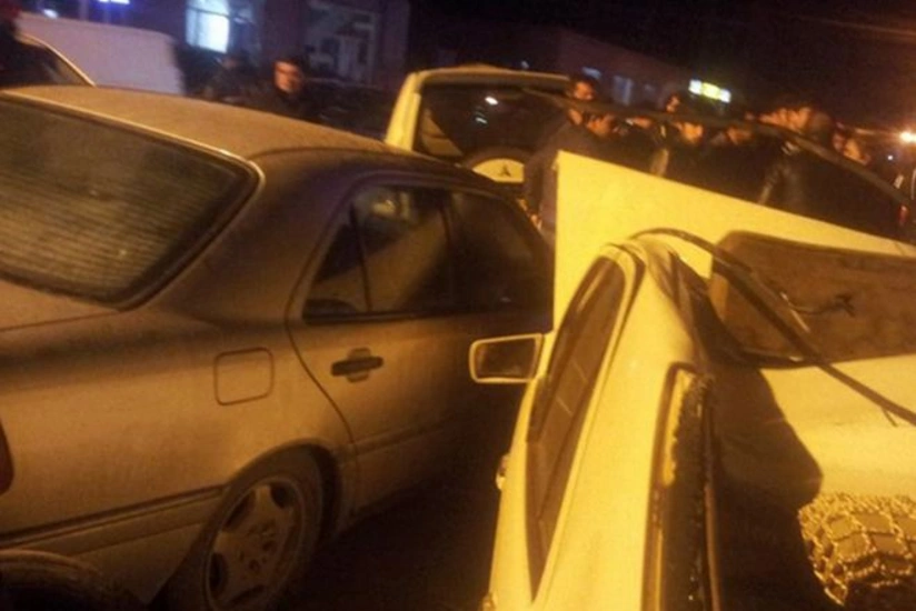 Gəncədə zəncirvari qəza baş verib, 2 nəfər xəsarət alıb