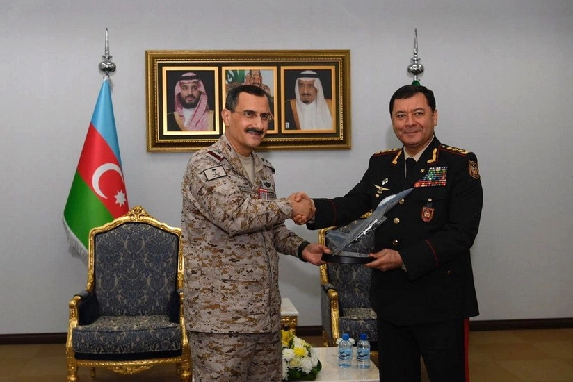Начальник Генштаба ВС Азербайджана посетил Оперативный центр Королевских ВВС Саудовской Аравии