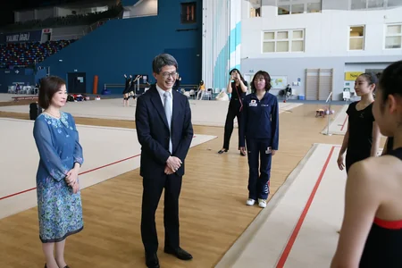 Yaponiya səfiri Milli Gimnastika Arenasında olub