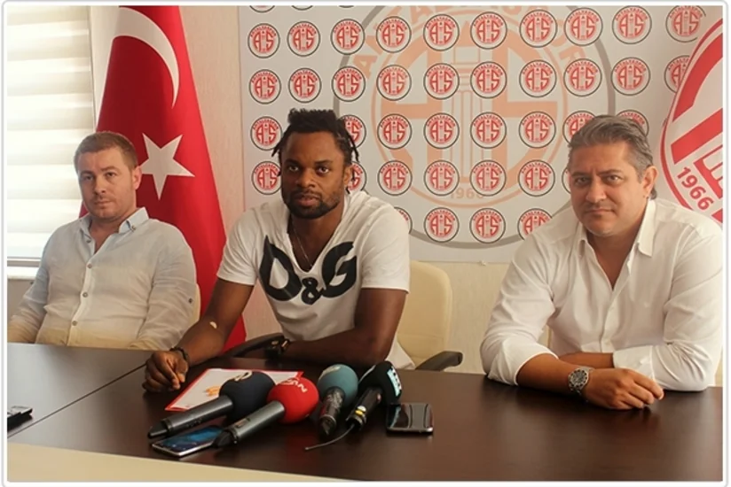 ​Xəzər Lənkəranın sabiq futbolçusu Antalyasporla müqavilə bağlayıb