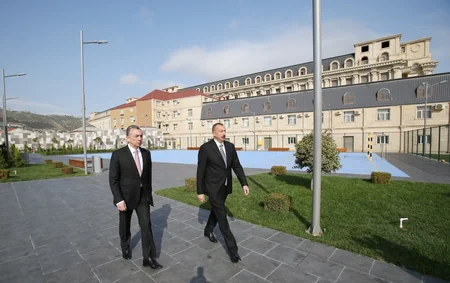 Prezident İlham Əliyev Bakıda yeni istifadəyə verilən idman və istirahət parkında yaradılan şəraitlə tanış olub - YENİLƏNİB