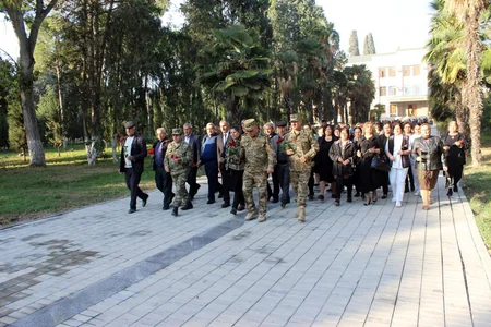 Azərbaycan Ordusunda Zəfər Günü münasibətilə silsilə tədbirlər keçirilib