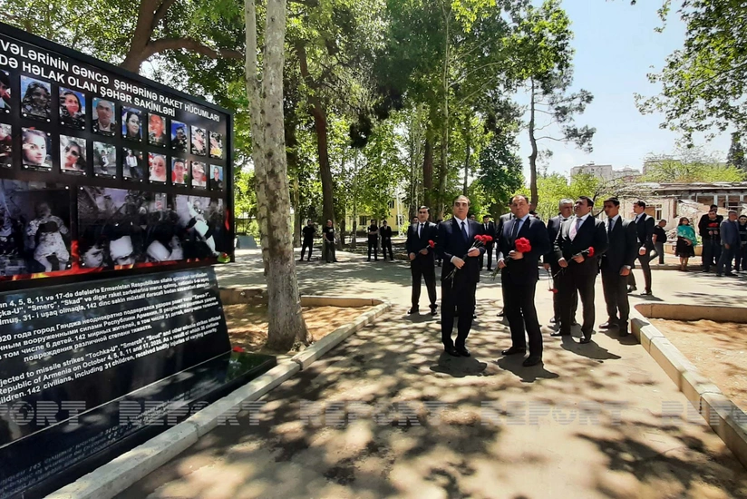 Belarusun Baş naziri Ermənistanın bombaladığı əraziləri ziyarət edib