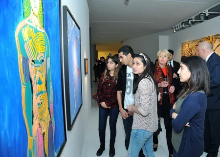 Heydar Aliyev Foundation organizes exhibition of children's handicrafts - PHOTO