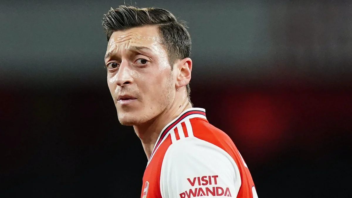Mesut Özil Azərbaycana dəstək verdi