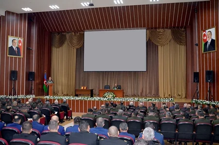 Müdafiə Nazirliyi 2019-cu tədris ilində fərqlənən hərbi qulluqçuları mükafatlandırıb - VİDEO