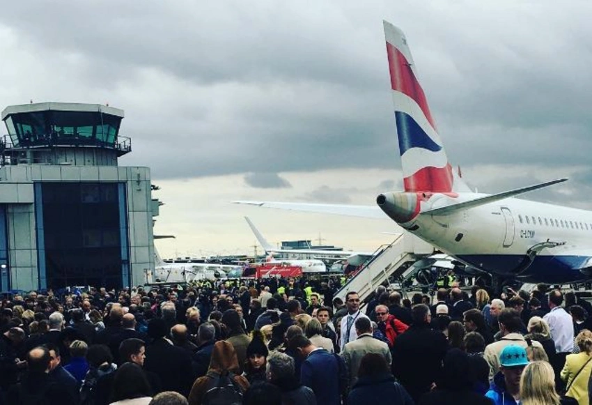 London-Siti aeroportunun sərnişinləri təxliyə edilib