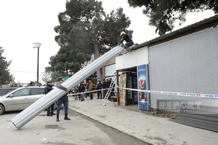 FHN əməkdaşları Binədə qanunsuz tikilmiş obyekti sökür - YENİLƏNİB