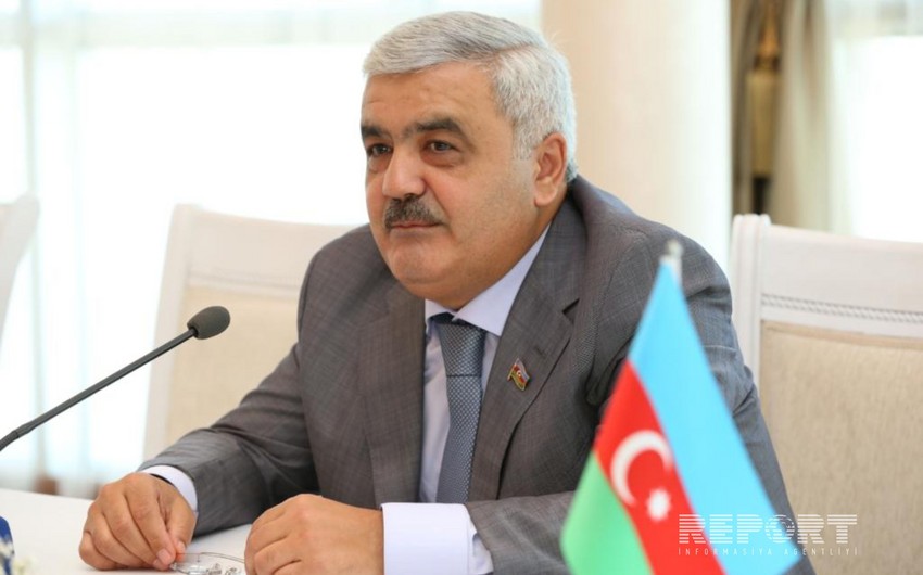 Ровнаг Абдуллаев переизбран президентом АФФА
