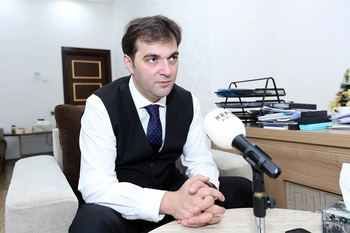 Üç yaşlı “ASAN Radio”nun direktoru: “Hələ özümüzdən tam razı deyilik”