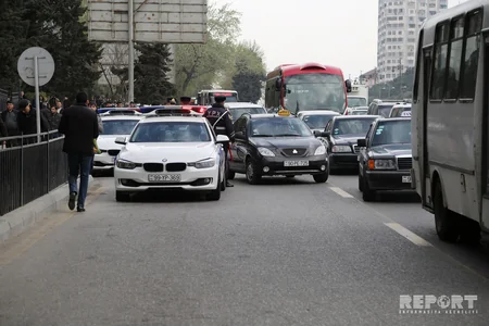 Bakıda DYP taksi və mikroavtobus sürücülərinə qarşı reyd keçirib - FOTO - VİDEO