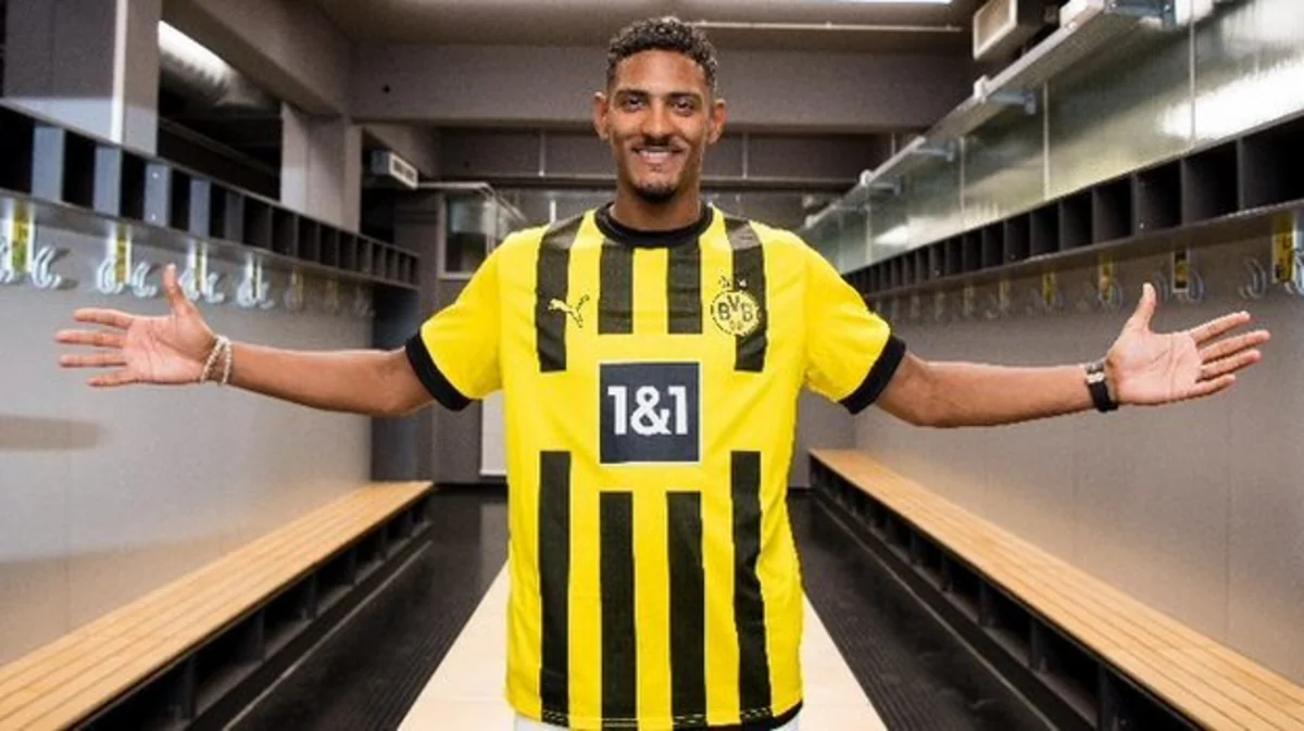 Borussiya tarixinin ən bahalı transferini gerçəkləşdiirb