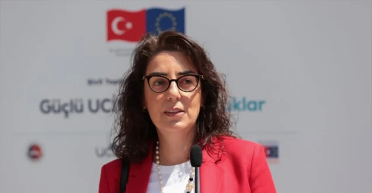 Türkiyə səfiri Estoniyadakı Azərbaycan Evinin rəhbərliyinə minnətdarlıq edib
