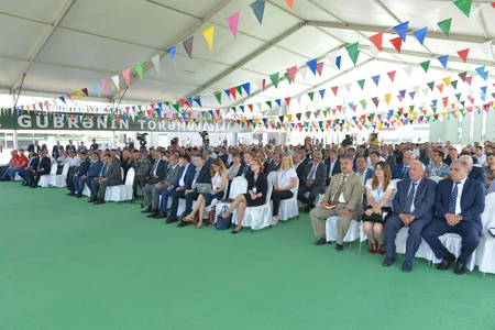 “Şəmkir Aqroparkı”nda beynəlxalq konfrans keçirilib