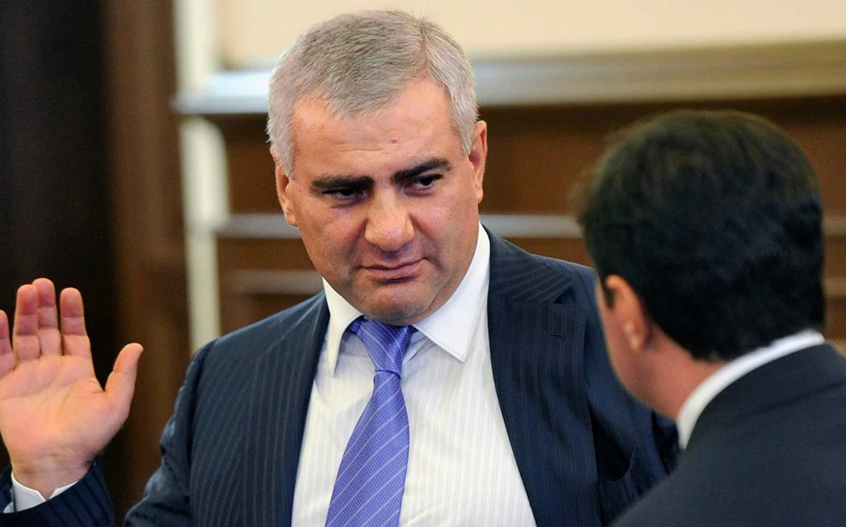 В МВД Армении опровергли информацию о задержании бизнесмена Карапетяна