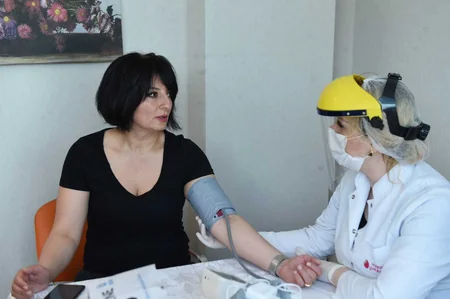 Azərbaycanın iki naziri qan verdi