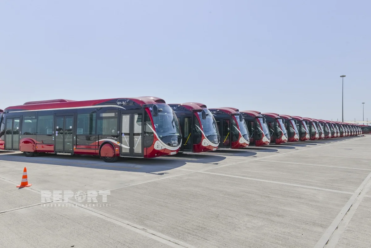 Heydər Əliyev Aeroportundan şəhərin mərkəzinə avtobuslar fəaliyyətə başlayıb