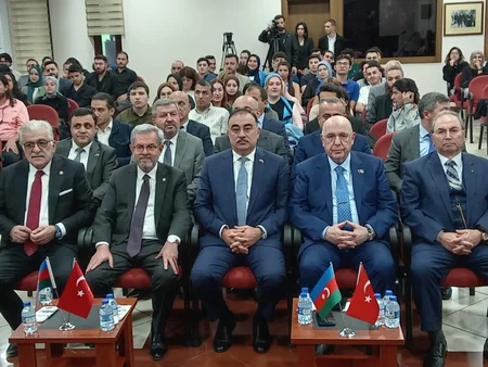 Türkiyədə Ümummilli Lider Heydər Əliyevin xatirəsi anılıb
