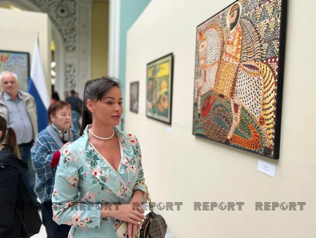Moskvada azərbaycanlı rəssamın sərgisi açılıb