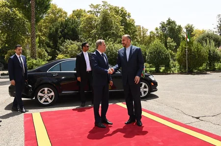 Azərbaycan və İran XİN başçılarının müzakirə etdikləri məsələlər açıqlanıb