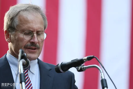 Посол: США привержены продолжать строить отношения с сильным, независимым Азербайджаном