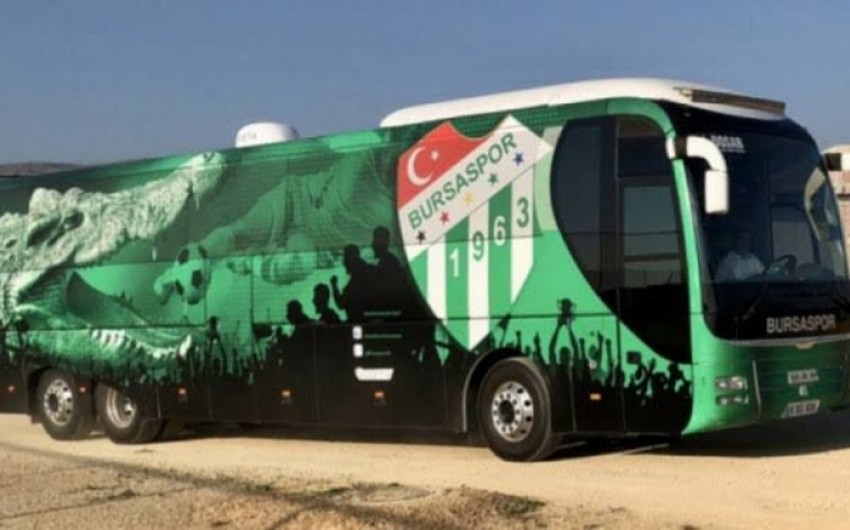 Namik Ələskərovun komandası azarkeşlərin hücumuna məruz qalıb