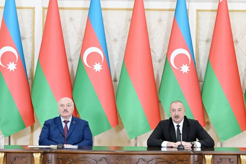 Лукашенко: Беларусь и Азербайджан готовы значительно расширить промкооперацию