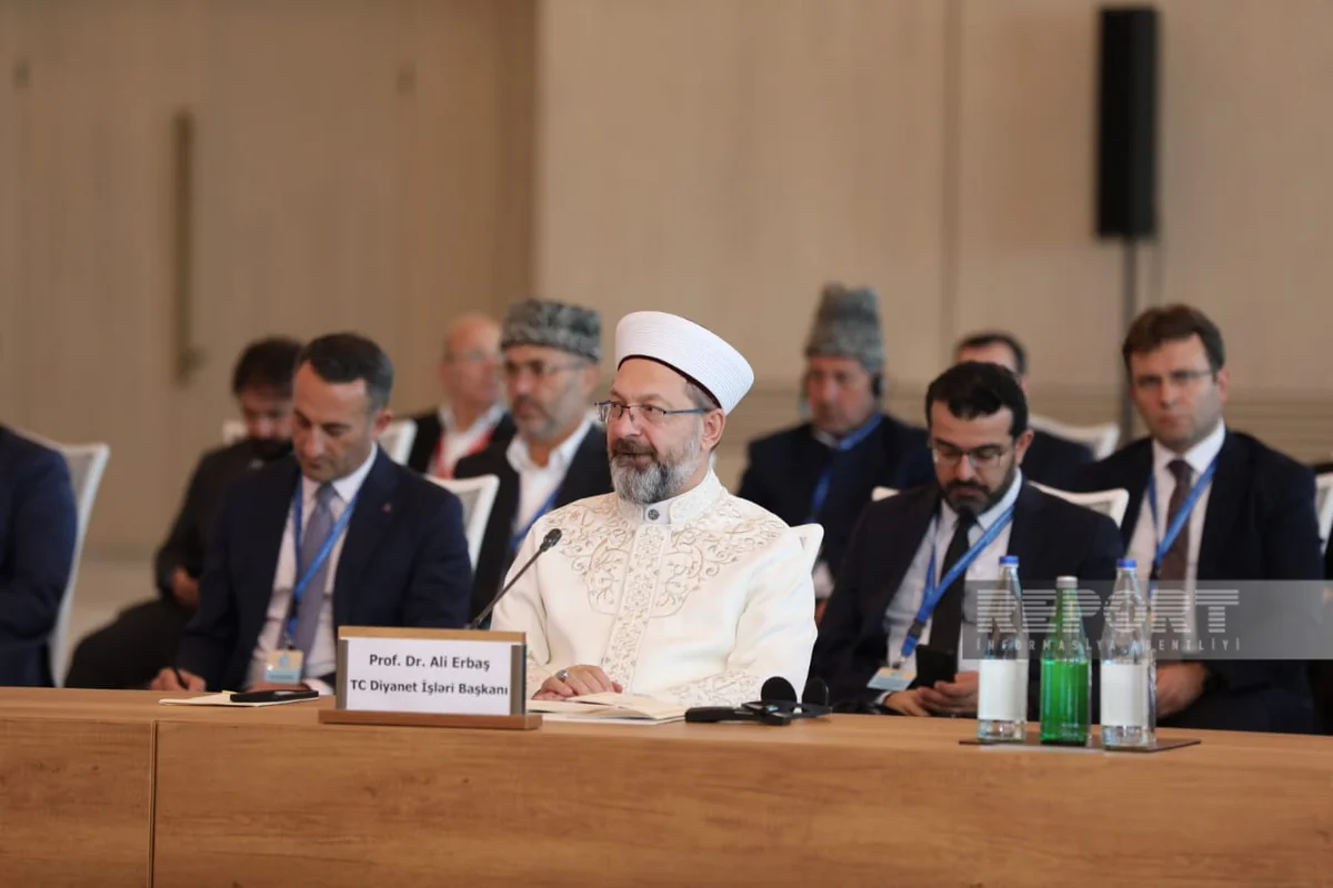 Türkiyə diyanət işləri başkanı: “Azərbaycanın yanında olmağa davam edirik”