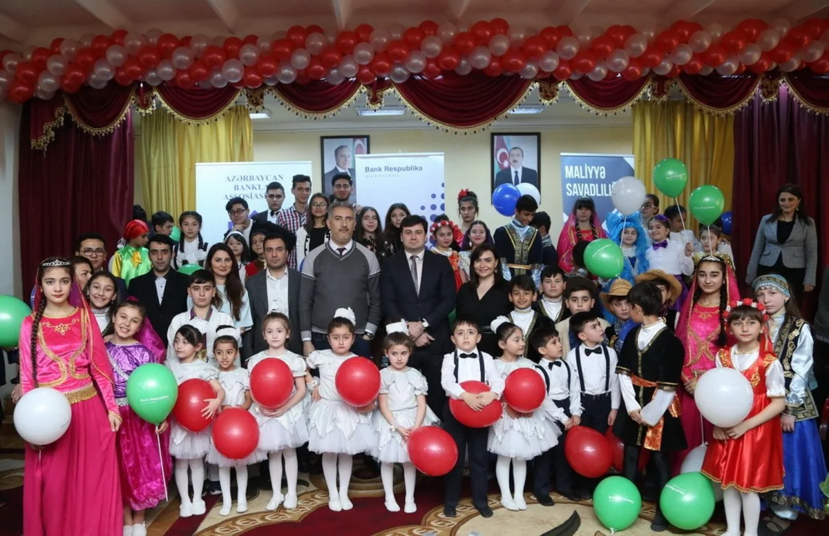 “Bank Respublika”nın dəstəyi ilə maliyyə savadlılığına dair tədbir təşkil olunub