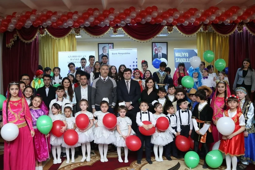 “Bank Respublika”nın dəstəyi ilə maliyyə savadlılığına dair tədbir təşkil olunub