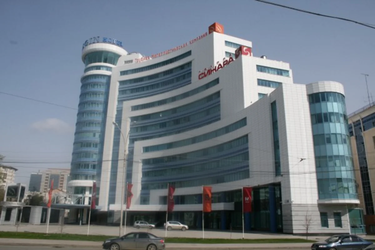 Компания Синара продолжает переговоры с Азербайджаном о поставках грузовых электровозов