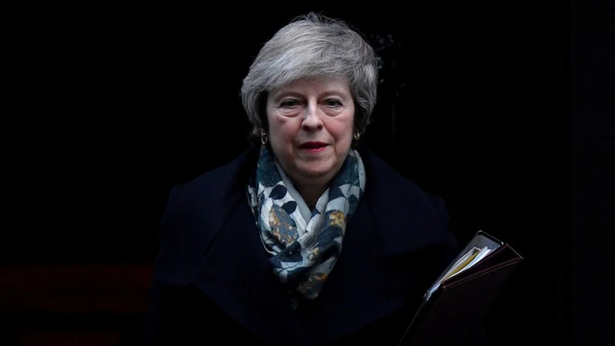 Britaniyada Tereza Meyə etimadsızlıq rəyi üzrə səsvermə keçirilə bilər