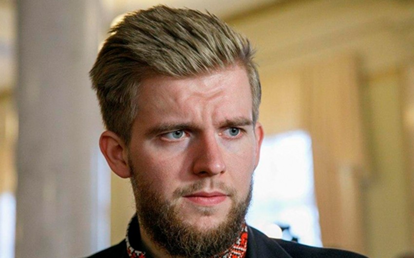 Deputat: Rusiyanın dünyadakı hərbçilərini Ukraynaya yönəltməsi ağır məğlubiyyətə düçar olduğunu göstərir