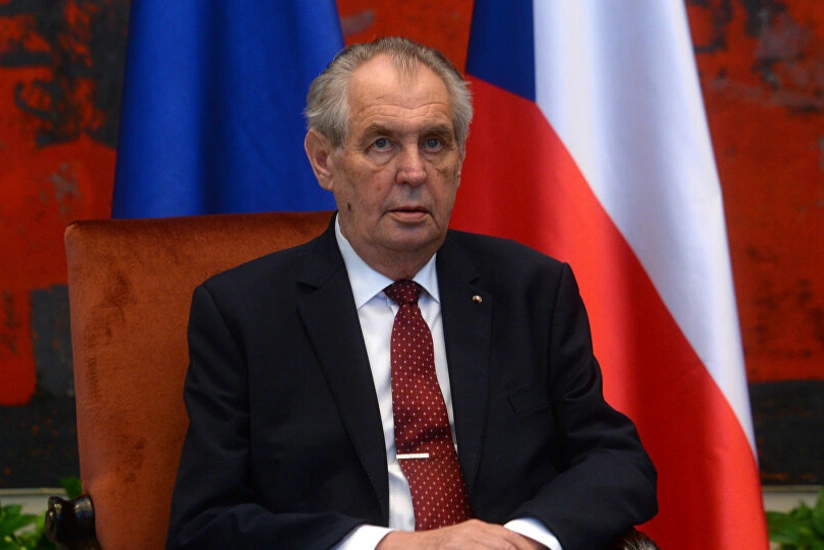 Президент Чехии привился от коронавируса