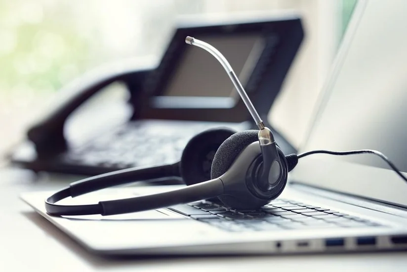 Dilçilik İnstitutunun “Qaynar xətt”i fəaliyyətini bərpa etdi