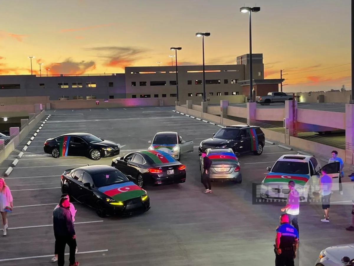 ABŞ-da Mayami küçələri Azərbaycan bayraqlarına bürünüb