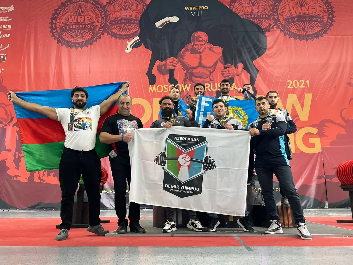 Азербайджанские пауэрлифтеры стали чемпионами мира