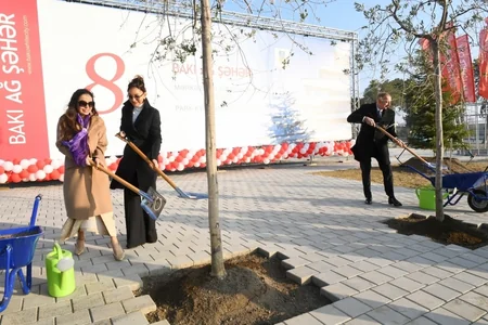 Prezident İlham Əliyev Bakı Ağ Şəhərdə mərkəzi bulvar küçəsinin açılışında iştirak edib - YENİLƏNİB-2