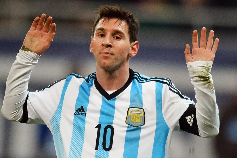 Argentina milli komandasının futbolçusu Lionel Messi 4 oyunluq cəzalandırılıb