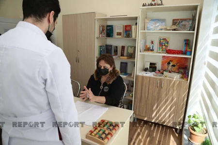 Qazi: Əvvəllər əsa ilə gəzirdim, indi nisbətən rahat yeriyə bilirəm