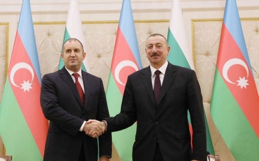 İlham Əliyev bolqarıstanlı həmkarını təbrik etdi