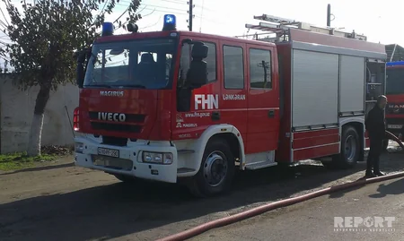 Lənkəranda mikroavtobus yanacaqdaşıyan maşınla toqquşub - FOTO - ƏLAVƏ OLUNUB