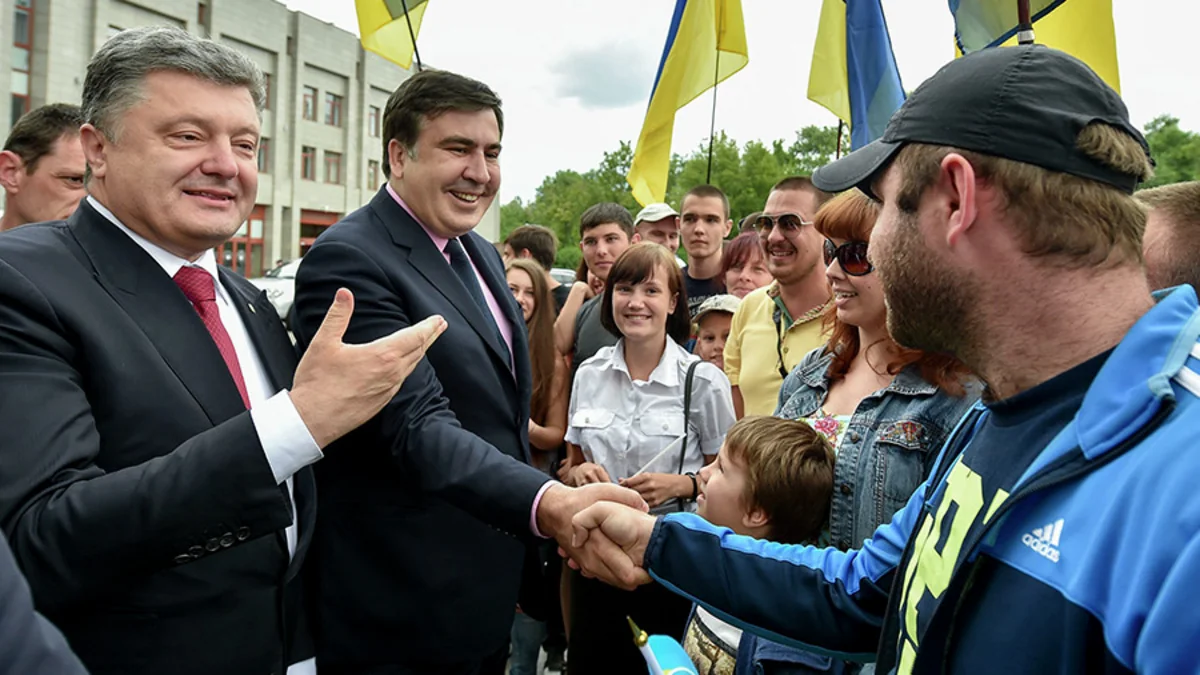 Саакашвили заявил о необходимости договориться с Порошенко